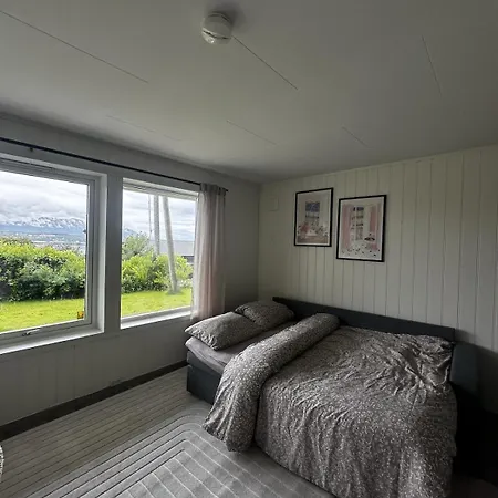 Appartement Modern With Sea View & Free Parking *