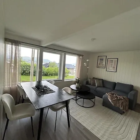 Modern With Sea View & Free Parking